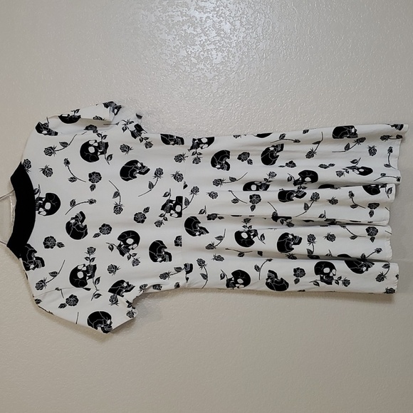 Midnight Hour Hot Topic Skull & Roses Collared Dress Large Junior Size Spooky - Picture 5 of 7
